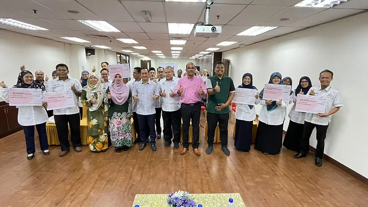 Majlis Penyerahan Geran Kebitaraan YPIP 2023