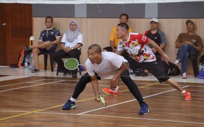 YPIP Galak Veteran Aktif Melalui Kejohanan Badminton